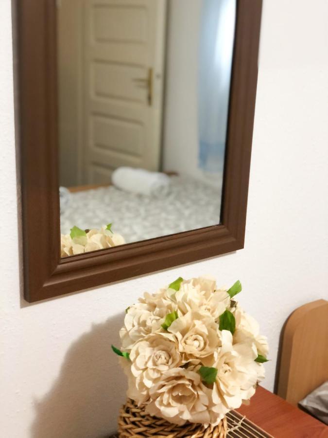 Apartments Moracanin Сутоморе Екстер'єр фото