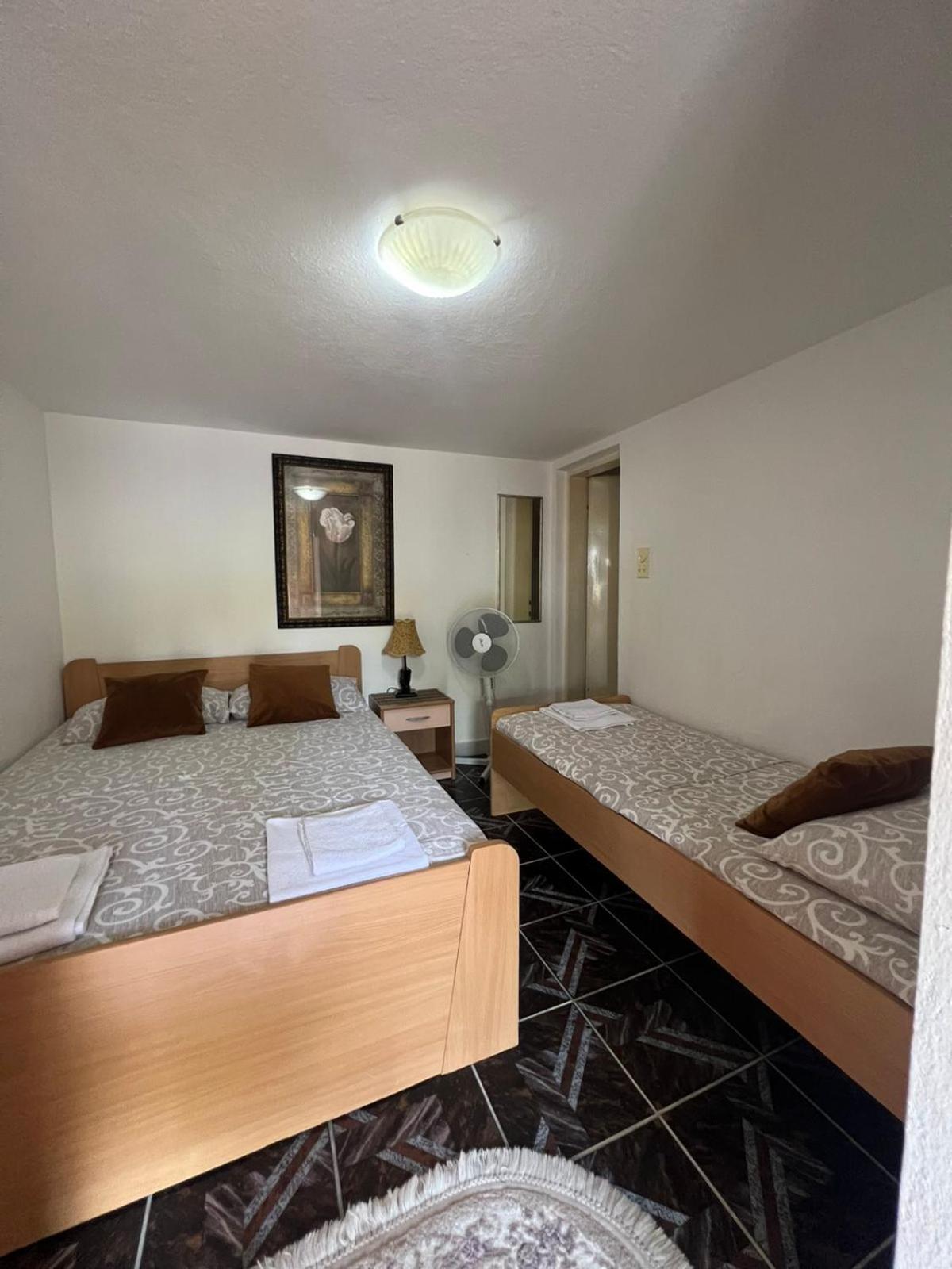 Apartments Moracanin Сутоморе Екстер'єр фото